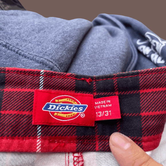 Dickies Plaid Mini Skirt | Red/Navy | Size 13 | Vintage Y2K - Picture 4 of 4